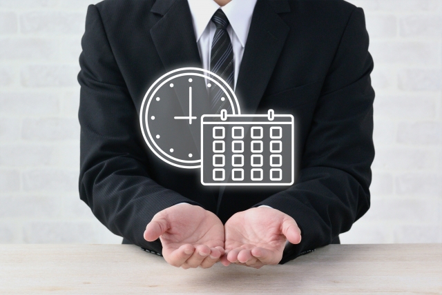 「休息時間の確保」や「時間外の連絡禁止」などの法的ルールは必要だと思いますか？