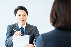 採用担当者のホンネ調査