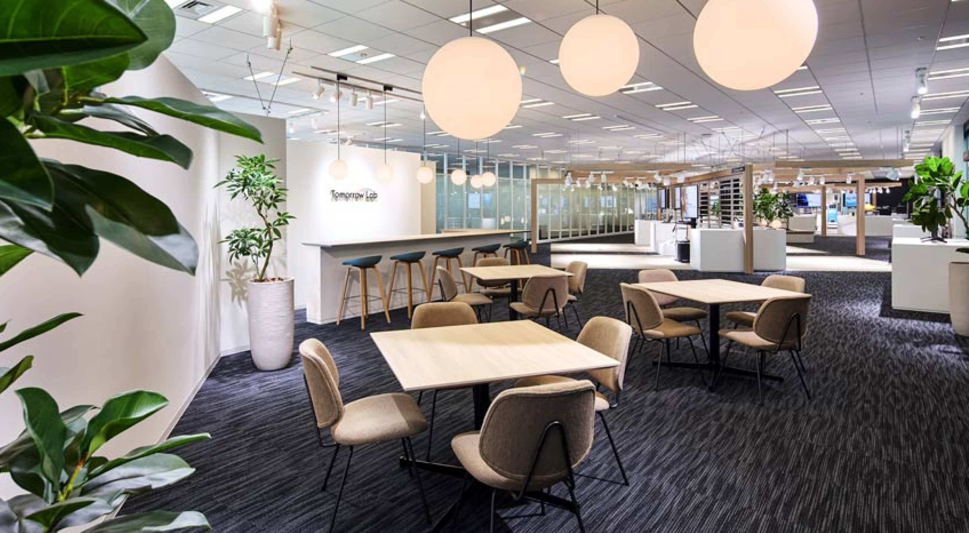 オフィス内の画像