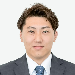 新山 暁