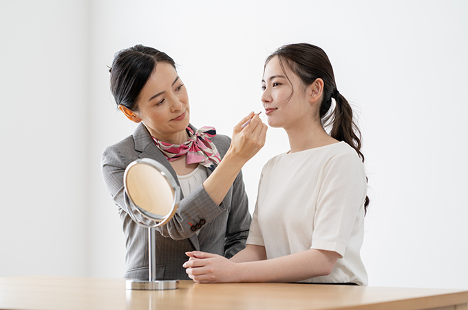 【大阪】ビューティーカウンセラー（梅田）※契約社員