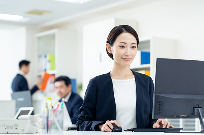 【北海道】販売員及び事務スタッフ(中富良野)