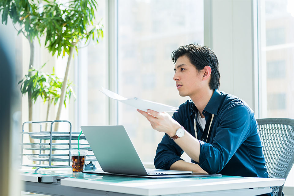 【年間休日120日】圧倒的スピードで事業拡大中／インセンティブ制で成長◎
ポジションサーチ　カジュアル食事会　※東京都勤務