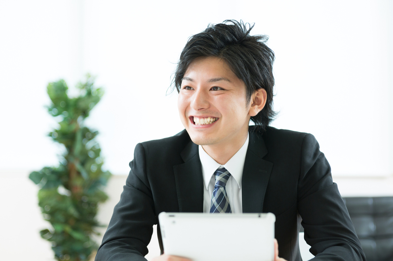 プライム上場/業界トップクラス/スキルアップできる環境です
営業職 休日選考会 ※福岡県勤務