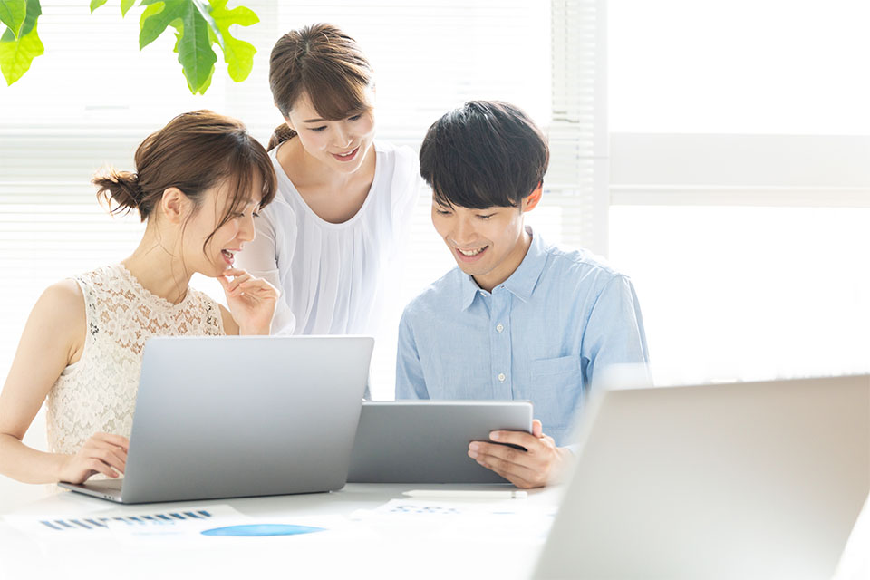 【東証プライム上場】SaaS業界／自社プロダクトを複数展開／仙台営業所オープン！！
セールス職　1DAY選考会　※宮城県勤務